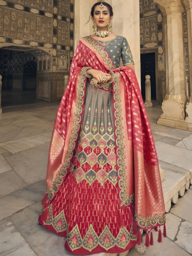 Diagonal Drape with A Unique Twist on lehenga With Banarasi Dupatta