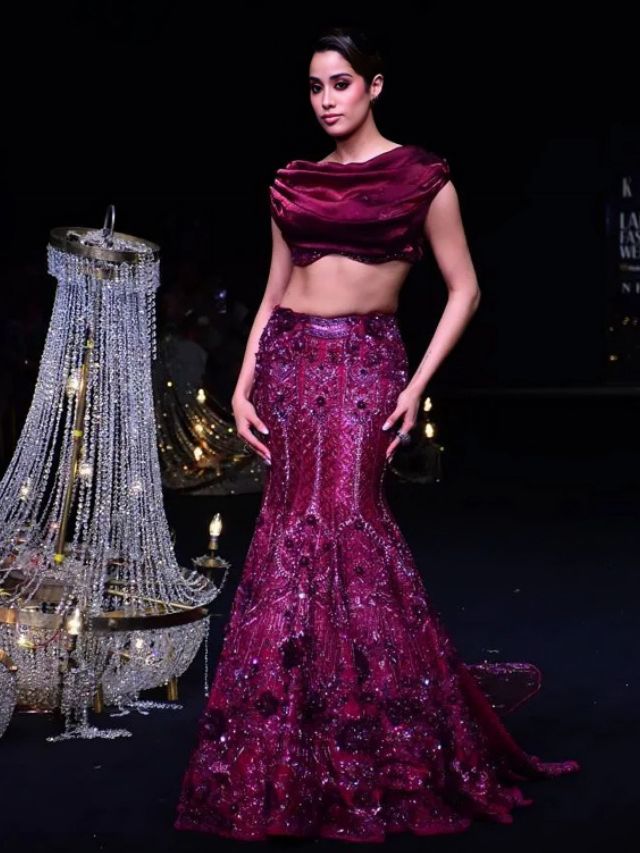 Janhvi Kapoor in Mermaid Lehenga