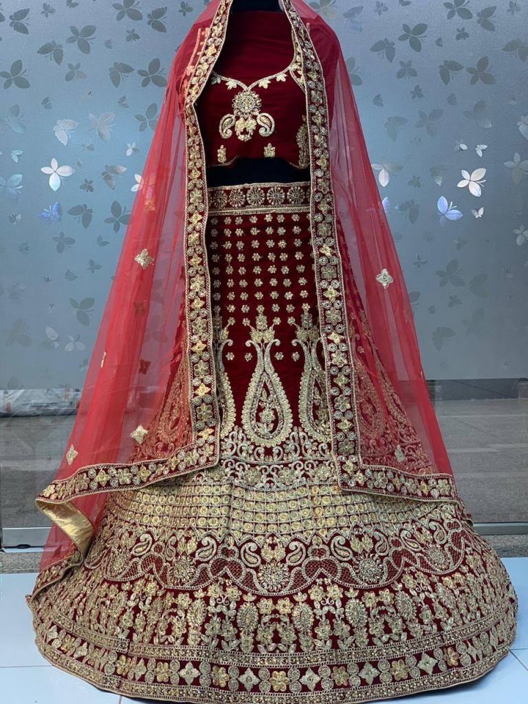 Bridal couture | Royal wedding outfits, Dulhan dress, Indian bride outfits