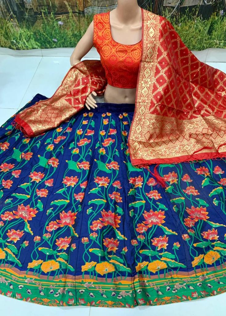 Buy Striking Green & Red Banarasi Brocade Wedding Wear Lehenga Choli designs  online | Lehenga-Saree