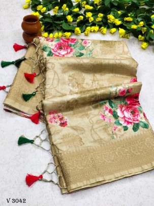 Arvi Soft Munga Silk Weaving Saree In Cream Color