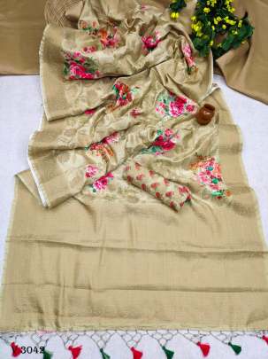 Arvi Soft Munga Silk Weaving Saree In Cream Color