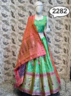 Banarasi silk Lehenga