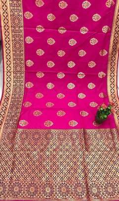 Banarasi silk meenkari weaving saree