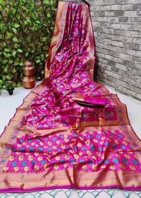 Banarsi silk Rani colour  saree with the fancy soft pure Silk and  Gold Weaving