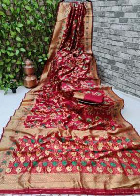  Banarsi silk Red colour  saree with the fancy soft pure Silk and  Gold Weaving 