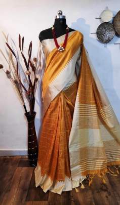 Banglori Raw Silk Saree With Khadi Wooven Pallu