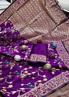 Beautiful Banarasi Warm Silk Wine Color Saree