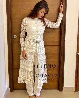 GEORGETTE WITH EMBROIDERY WORK WITH SLEEVES WITH BUTTON