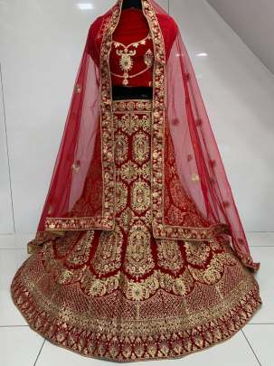 Heavy desinger Bridal Lehenga Choli Design Nb 1