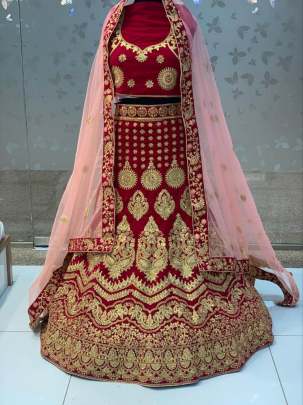 Heavy desinger Bridal Lehenga Choli Design Nb 21