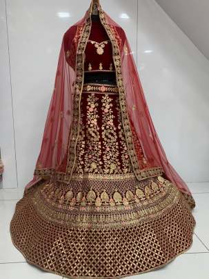 Heavy desinger Bridal Lehenga Choli Design Nb 38