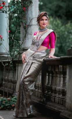 NEW KANCHIPURAM SILK SAREE IN HOT GREY COLOR WITH AMAZING BUTTAS OF SILVER ZARI