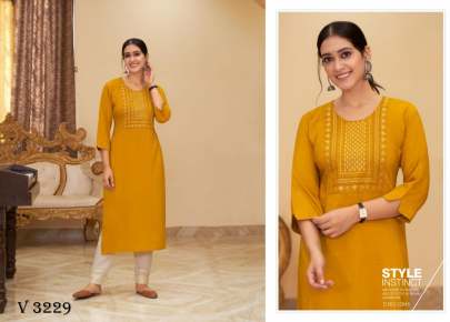 Parampara silk Kurti In 6 Color By kajree