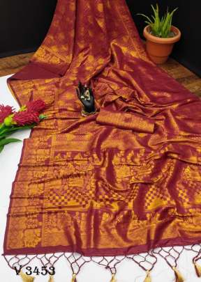 Soft pure jari and heavy Rich pallu Saree In Maroon Color By Surati Fabric