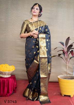 Mandakini silk Rich Pallu Lichi Silk Saree In Black Color By Surati Fabric 