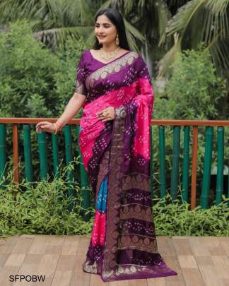 Pink Original Bandhej with Zari Weaving Border With Zari Weaving Rich Pallu